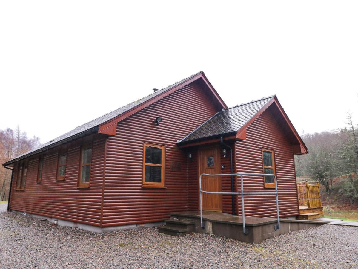 Fersit Log Cottage Roybridge Ngoại thất bức ảnh